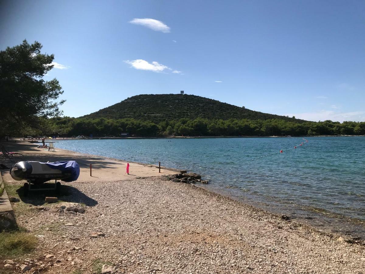 Villa Pina Tisno Εξωτερικό φωτογραφία